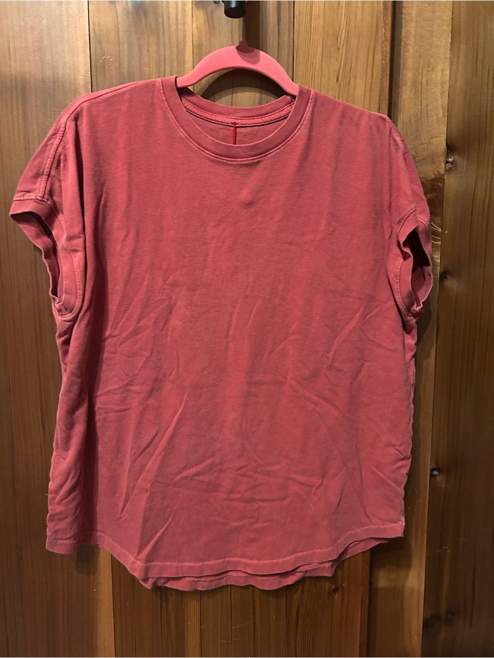 Le Bon Shoppe Ease Tee in Burgundy/Red